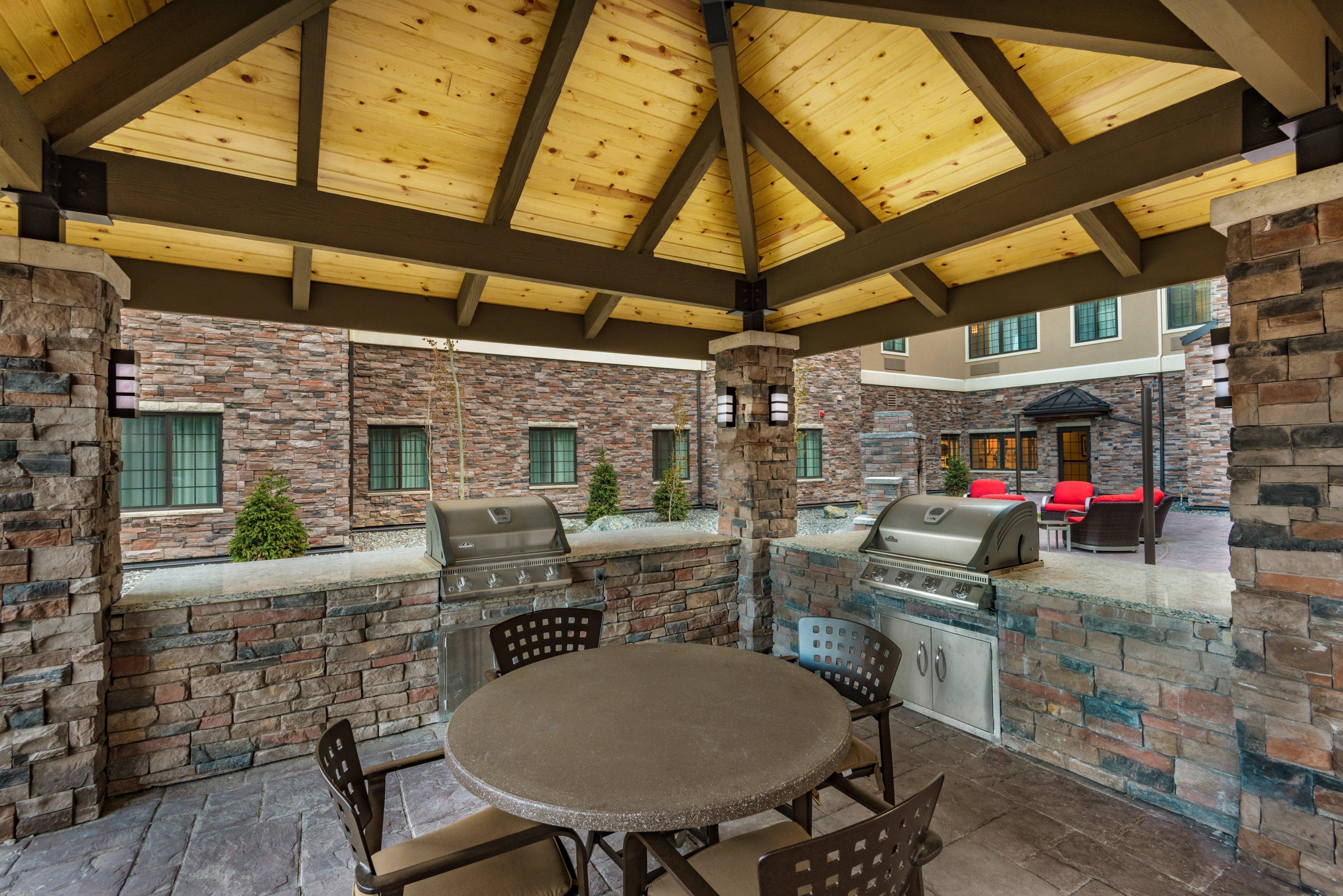 Staybridge Suites Anchorage By Ihg Exterior foto